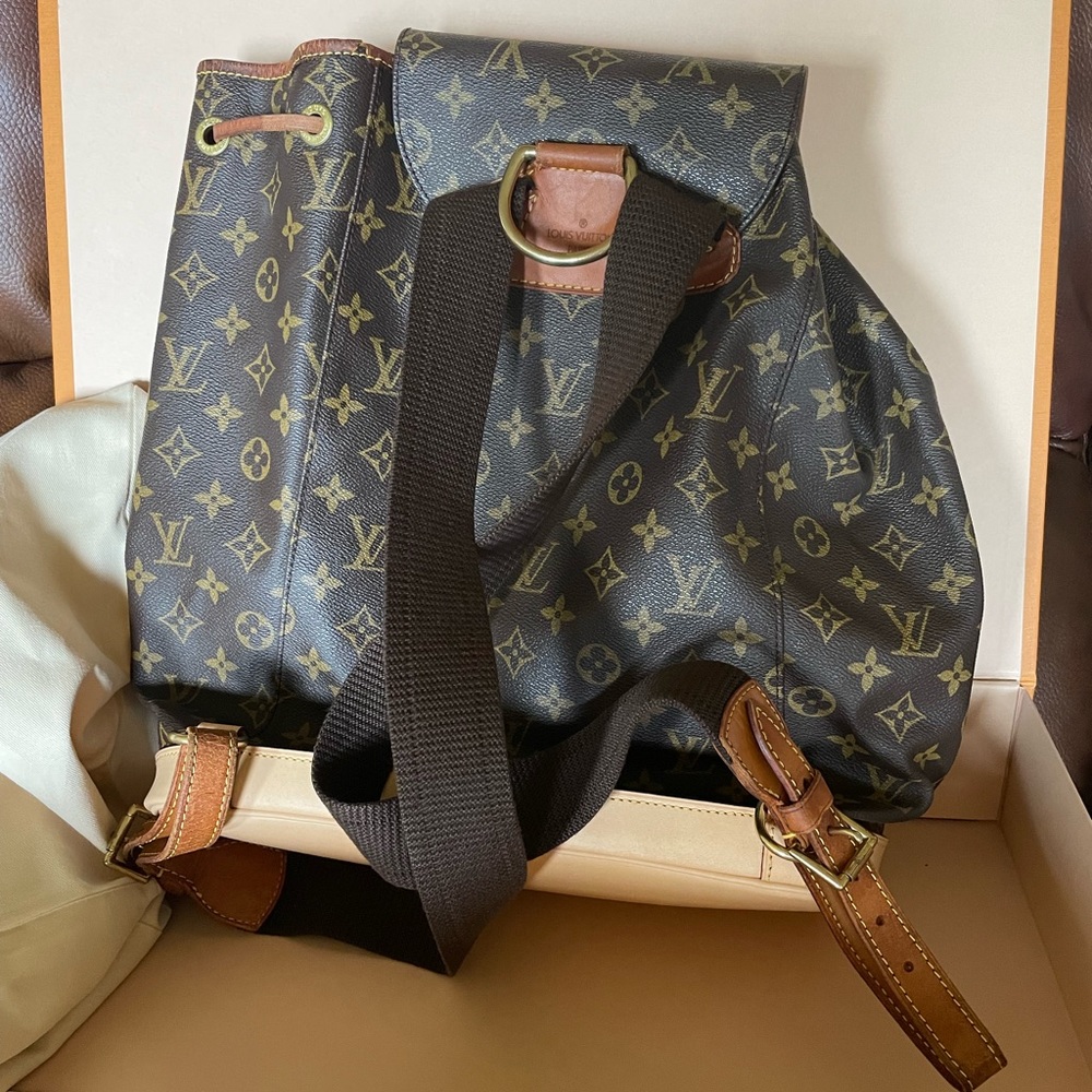 Louis Vuitton Montsouris